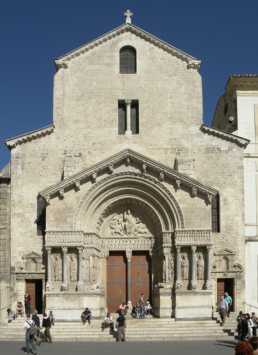 Arles — Église Saint-Trophime d'Arles